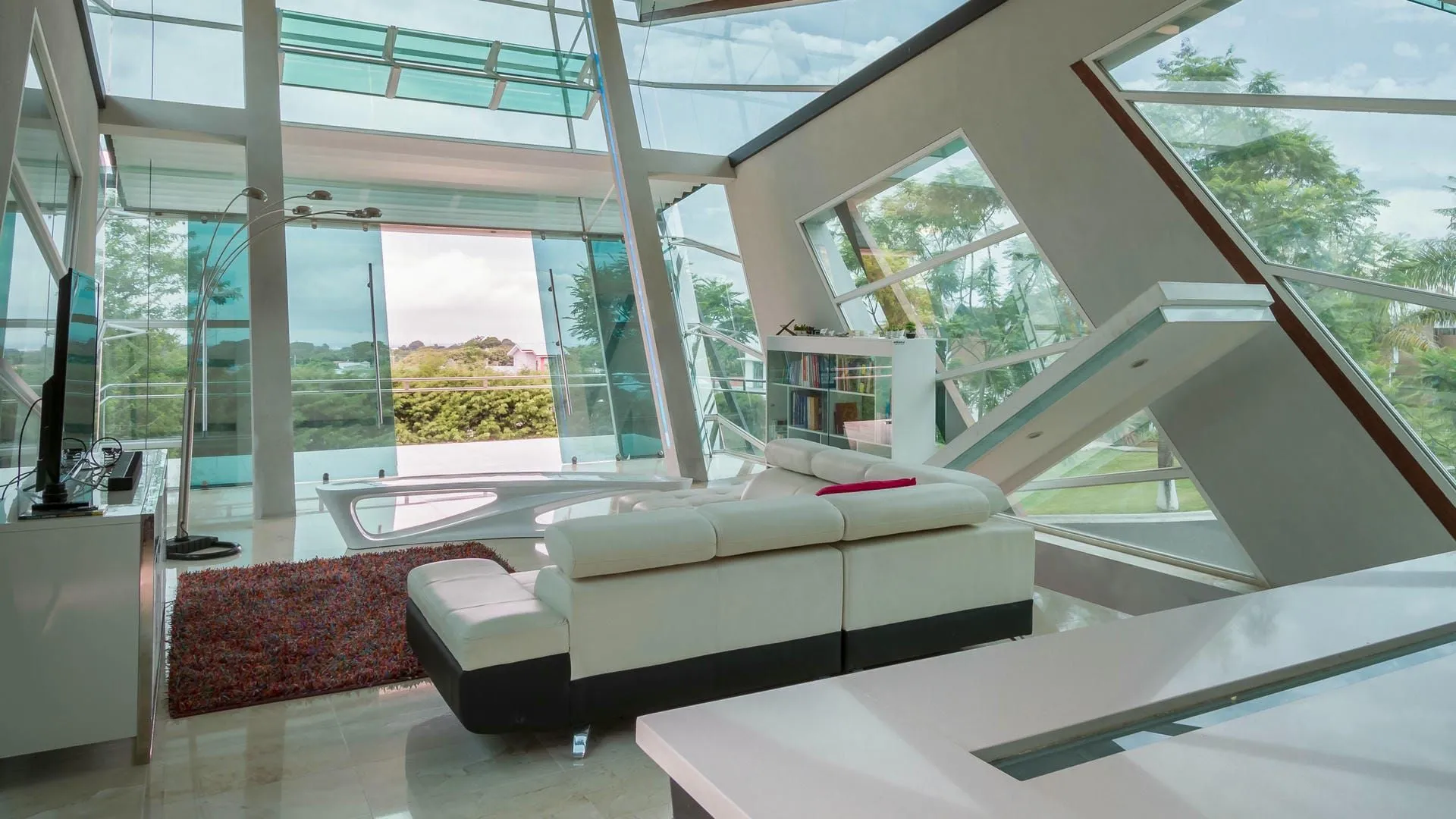 Alianz Loft