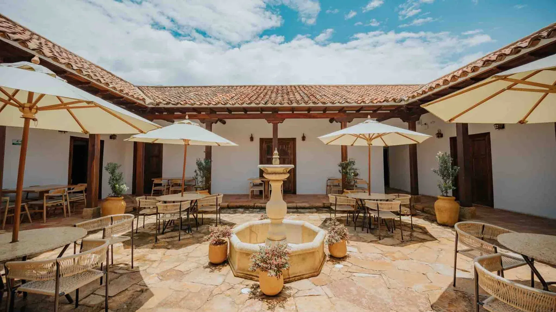 Casa Alcestre Boutique Hotel