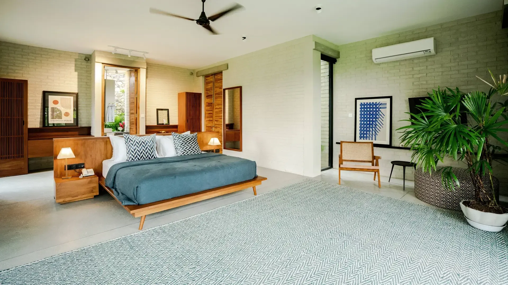 King Suites